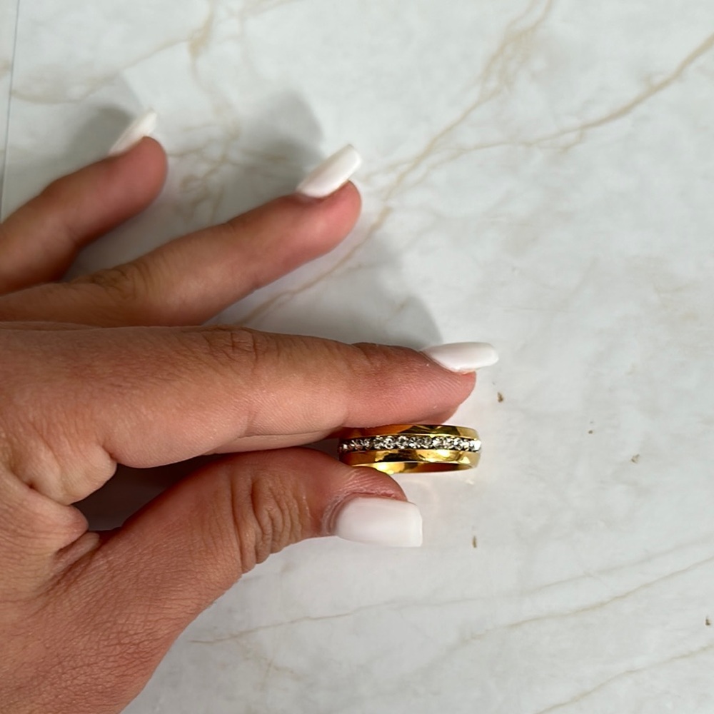 Elegant Gold and Silver Women's Ring
